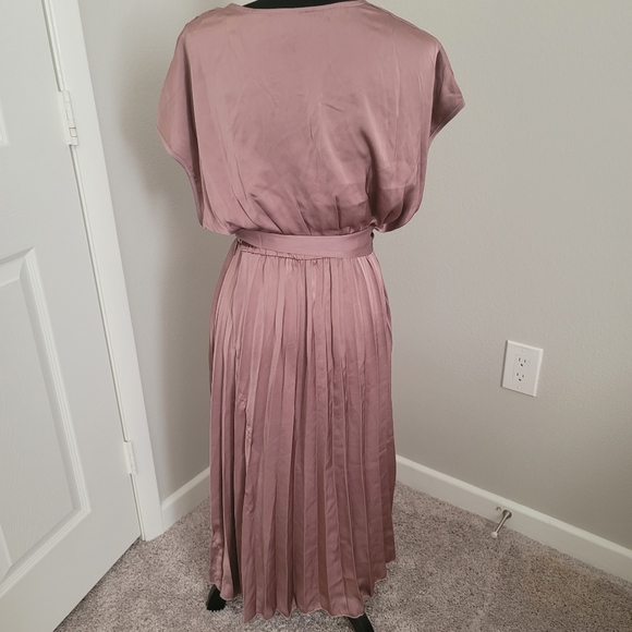 Shein | Midi Pleated Surplice Dress - Picture 5 of 5